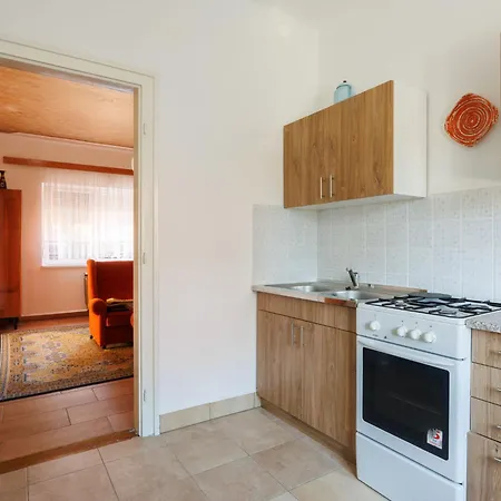 Holiday home Peach By Interhome *