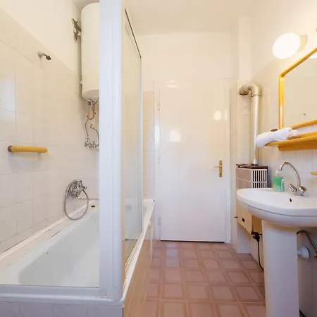 Peach By Interhome *